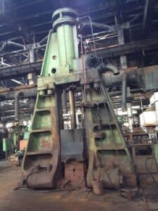 Marteau de forge SKMZ Kramatorsk MA2147 - 5 tonne ID: S79187