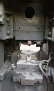 Presse de forgeage à chaud TMP Voronezh K04.019.840 - 1000 tonne (Photo 2)