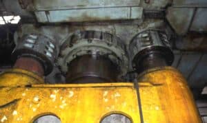 Presse de forgeage en matrice ouverte Dnepropress P3847 - 5000 tonne (Photo 7)