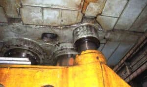 Presse de forgeage en matrice ouverte Dnepropress P3847 - 5000 tonne (Photo 10)