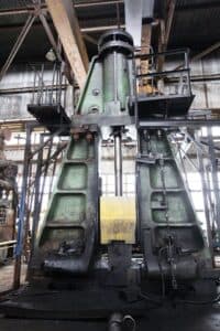 Marteau de forge SKMZ Kramatorsk MA2147 - 5 tonne (Photo 1)
