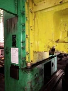 Presse à genouillère TMP Voronezh K504.003.844 - 2500 tonne (Photo 1)
