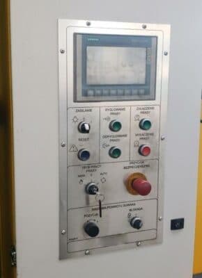 Presse hydraulique Dieffenbacher P0-F 1250A - 1250 tonne (Photo 1)