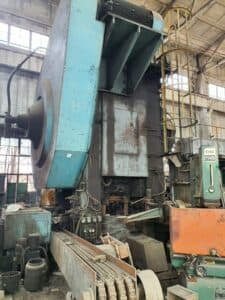 Presse de forgeage à chaud Kurimoto F-1600 - 1600 tonne (Photo 1)