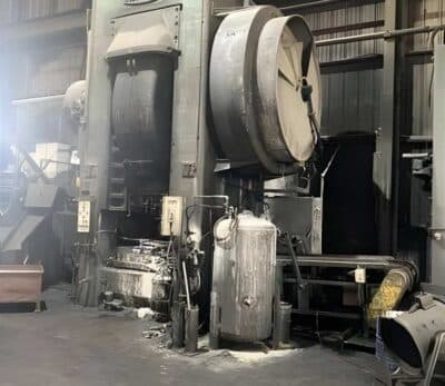 Presse de forgeage à chaud Massey 2800 - 2800 tonne (Photo 1)