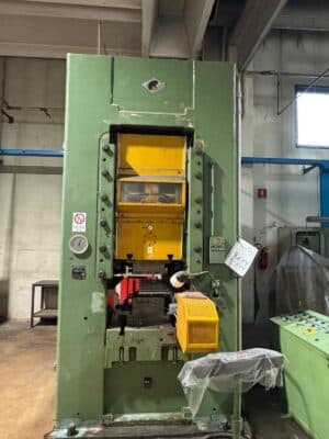 Presse à genouillère Barnaul K8340 - 1000 tonne ID: S91138