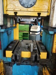 Presse à genouillère Barnaul KB8340 - 1000 tonne (Photo 1)