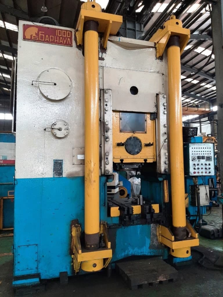 Presse à genouillère Barnaul KB8340 - 1000 tonne