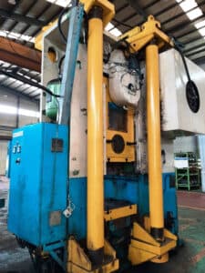 Presse à genouillère Barnaul KB8340 - 1000 tonne (Photo 4)