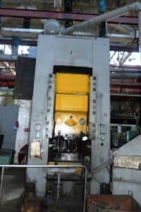 Presse de forgeage à froid Barnaul K0036 - 400 tonne ID: 75590