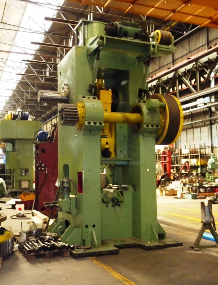 Presse de forgeage à chaud TMP Voronezh K8540 - 1000 tonne