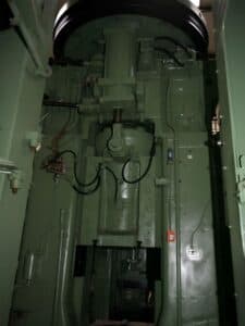 Presse à vis Eumuco PF 800 - 1000 tonne (Photo 1)