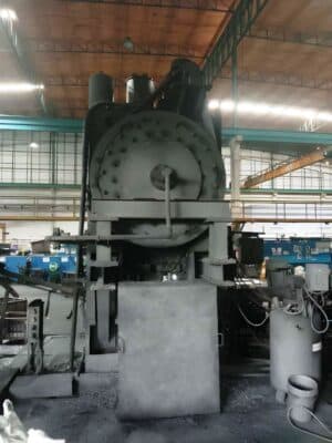 Presse de forgeage à chaud Smeral LZK 1600 P - 1600 tonne (Photo 4)