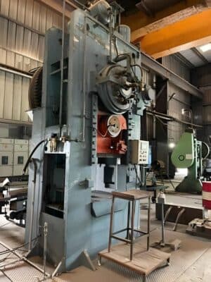 Presse de forgeage à chaud Smeral LZK 1000 - 1000 tonne (Photo 2)