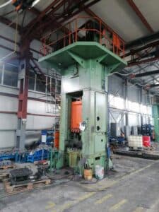 Presse d'ébavurage TMP Voronezh KB2536 - 400 tonne (Photo 1)