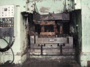Presse de forgeage à chaud TMP Voronezh KB8046 - 4000 tonne (Photo 1)