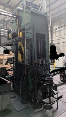 Presse de forgeage à chaud Mecolpress SEO 35 - 350 tonne (Photo 1)