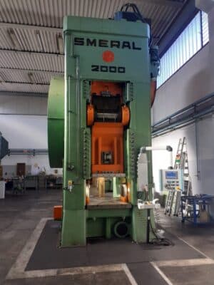 Presse à genouillère Smeral LLK 2000 - 2000 tonne ID: 76447