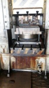 Presse d'ébavurage Erfurt PKZe 500 - 500 tonne (Photo 3)
