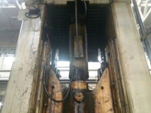 Presse d'ébavurage Erfurt PKZe 500 - 500 tonne (Photo 4)