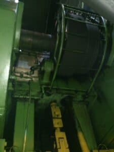 Presse d'ébavurage TMP Voronezh KA9033 - 200 tonne (Photo 6)
