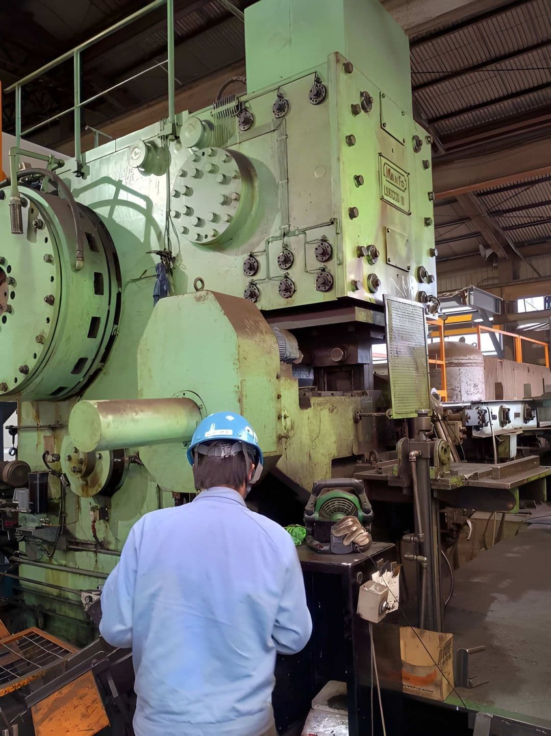Cisaille à billettes Manyo LBS1000 - 1000 tonne