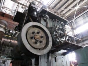 Presse de forgeage à chaud TMP Voronezh KB8546 - 4000 tonne (Photo 3)