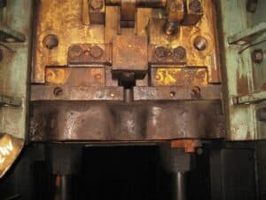 Presse de forgeage à chaud TMP Voronezh KB8546 - 4000 tonne (Photo 4)