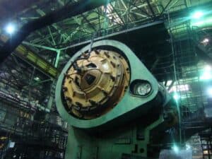 Presse de forgeage à chaud TMP Voronezh AKKB8046 - 4000 tonne (Photo 4)