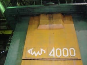 Presse de forgeage à chaud TMP Voronezh AKKB8046 - 4000 tonne (Photo 5)