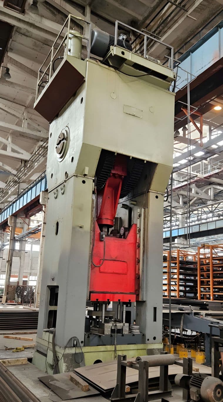 Presse d'ébavurage Erfurt PKZe 1250 - 1250 tonne
