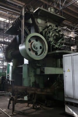 Presse de forgeage à chaud TMP Voronezh AKKD8044 - 2500 tonne (Photo 12)
