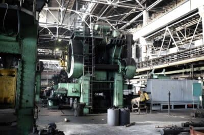 Presse de forgeage à chaud TMP Voronezh AKKD8044 - 2500 tonne (Photo 4)