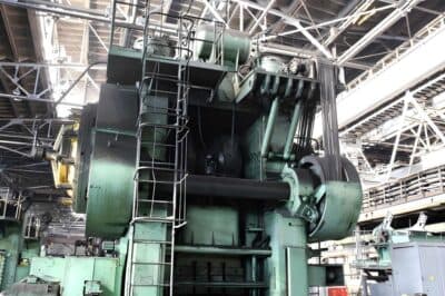 Presse de forgeage à chaud TMP Voronezh AKKD8044 - 2500 tonne (Photo 6)