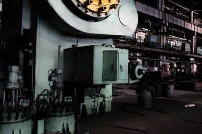 Presse de forgeage à chaud TMP Voronezh AKKD8044 - 2500 tonne (Photo 11)