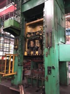 Presse d'ébavurage TMP Voronezh K04.150.242 - 1600 tonne (Photo 11)