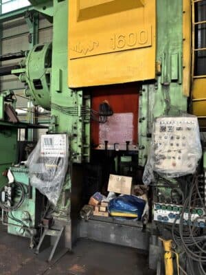 Presse de forgeage à chaud TMP Voronezh KG8042 - 1600 tonne (Photo 2)
