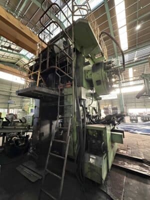 Presse de forgeage à chaud TMP Voronezh KG8042 - 1600 tonne (Photo 5)
