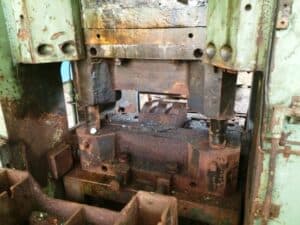 Presse de forgeage à chaud Kurimoto F-1600 - 1600 tonne (Photo 4)