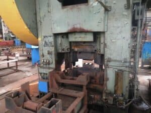 Presse de forgeage à chaud Kurimoto F-1600 - 1600 tonne (Photo 5)