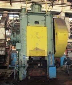 Presse de forgeage à chaud Kurimoto F-1600 - 1600 tonne ID: S84501