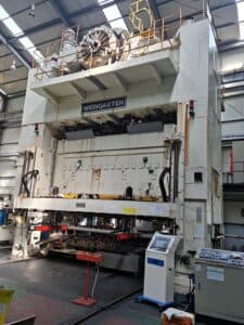 Presse d'estampage Weingarten D6-2500T-3D TR - 2500 tonne (Photo 1)