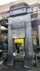 Presse à vis Chimkent F1736 - 400 tonne (Photo 5)