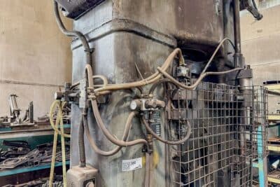 Presse à vis Berrenberg RSPe 230/300 - 300 tonne (Photo 10)