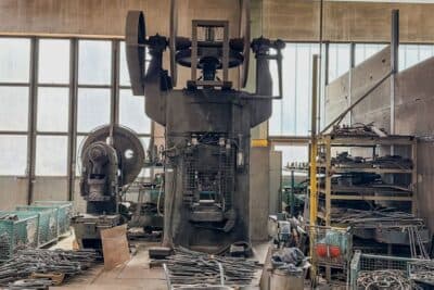 Presse à vis Berrenberg RSPe 230/300 - 300 tonne ID: 76438