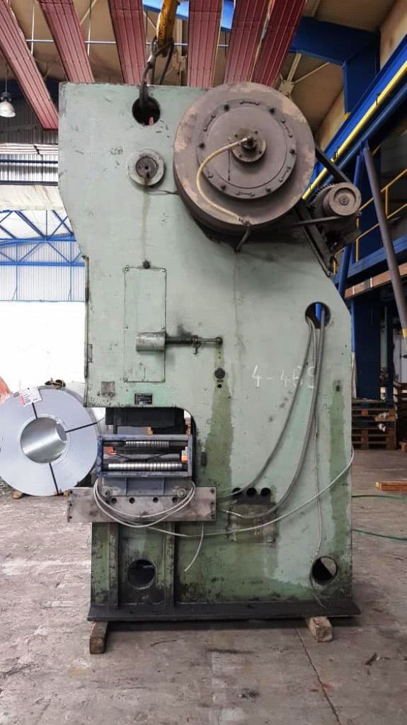 Presse à col de cygne Barnaul K2232 - 160 tonne