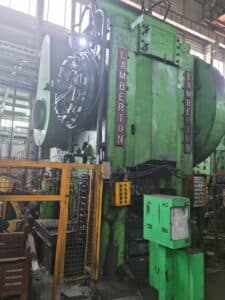 Presse de forgeage à chaud Lamberton 2000 MT - 2000 tonne ID: 76015