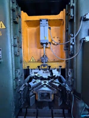 Presse de forgeage à chaud Rovetta FO200 - 200 tonne (Photo 3)