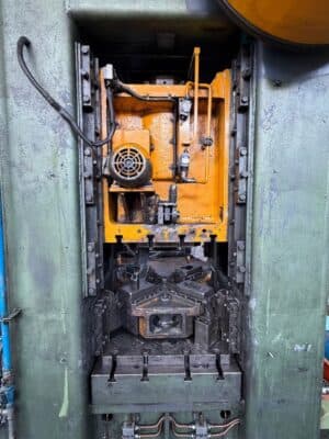 Presse de forgeage à chaud Rovetta FO200 - 200 tonne (Photo 5)