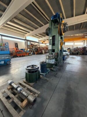 Presse de forgeage à chaud Rovetta FO300 - 300 tonne (Photo 8)